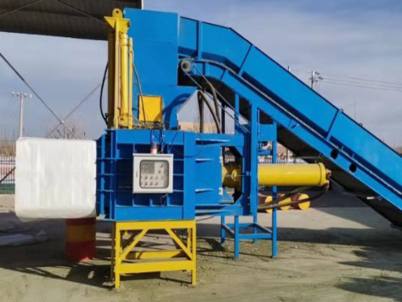 Máquina empacadora de casca de arroz