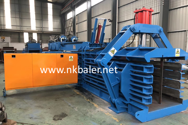 Automatic Hydraulic Baler (၂၀)လုံး၊