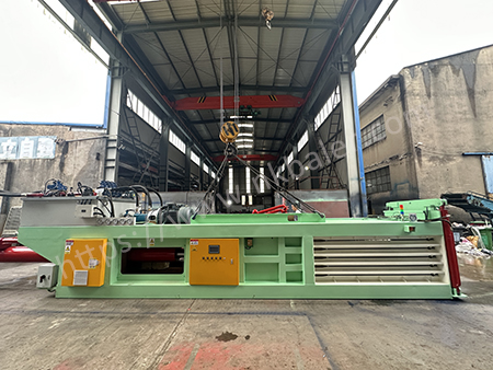 Manual Horizontal Baler (1)