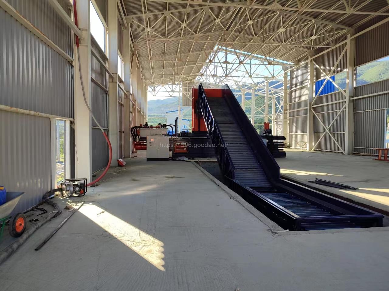 NKW250Q MSW Automatic Baler RDF Baling Press (4)