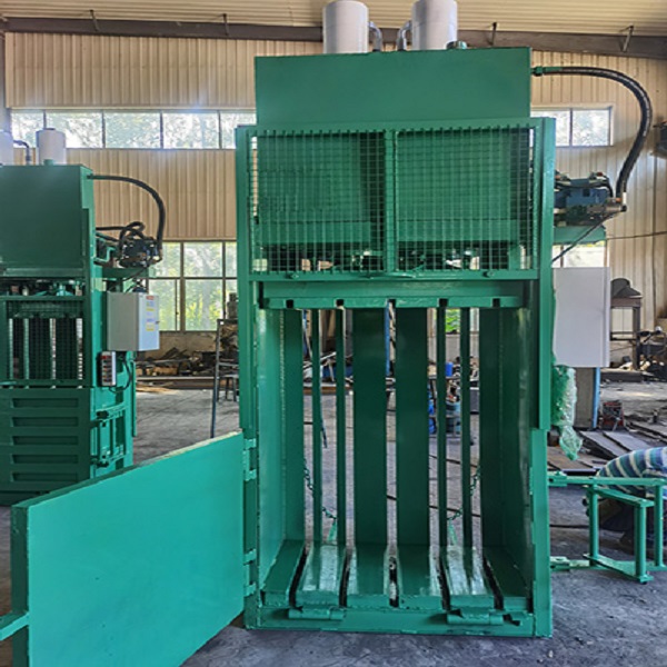 Vertical baler