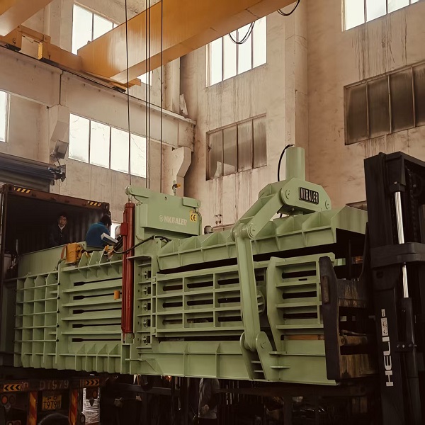 Full-Automatic Horizontal Baler (252)