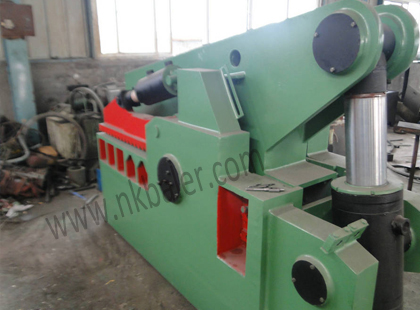 Metal cutting machine (2)