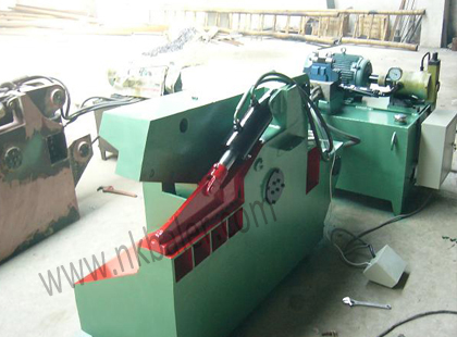 Metal cutting machine (3)