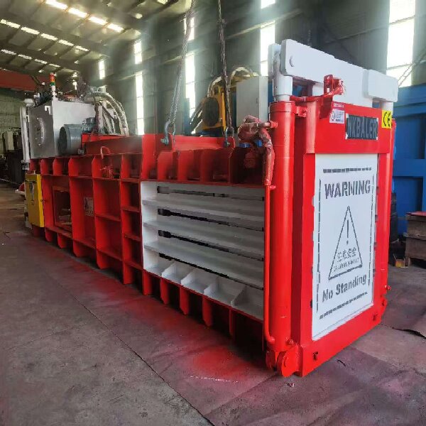 Semi-Automatic Horizontal Baler (1)
