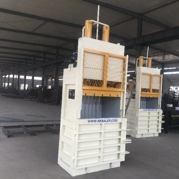 Vertical Balers (28)